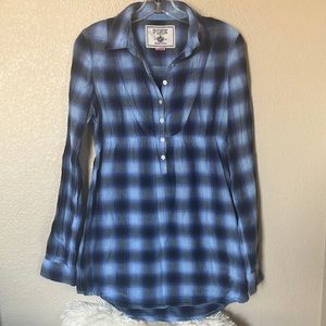 Pink plaid Blue long sleeve top sz S